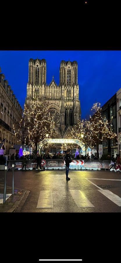 De La Cathédrale 2*