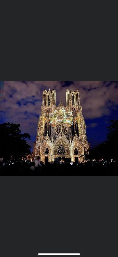 De La Cathédrale 2*